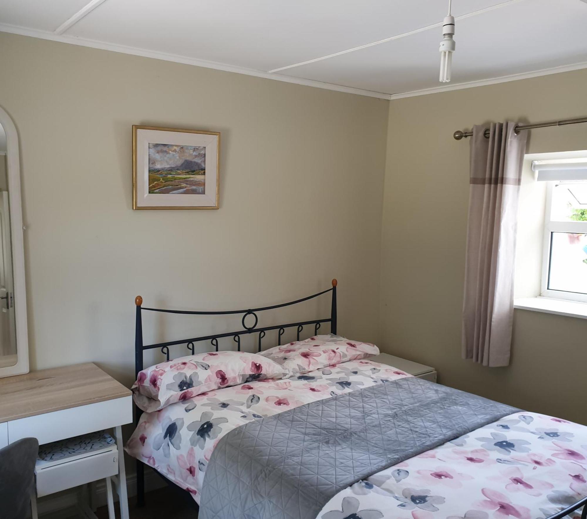 Dungloe Lakeside Lodging Apartment Exterior photo